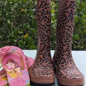 Cat & Jack Brown and Black Waterproof Boots